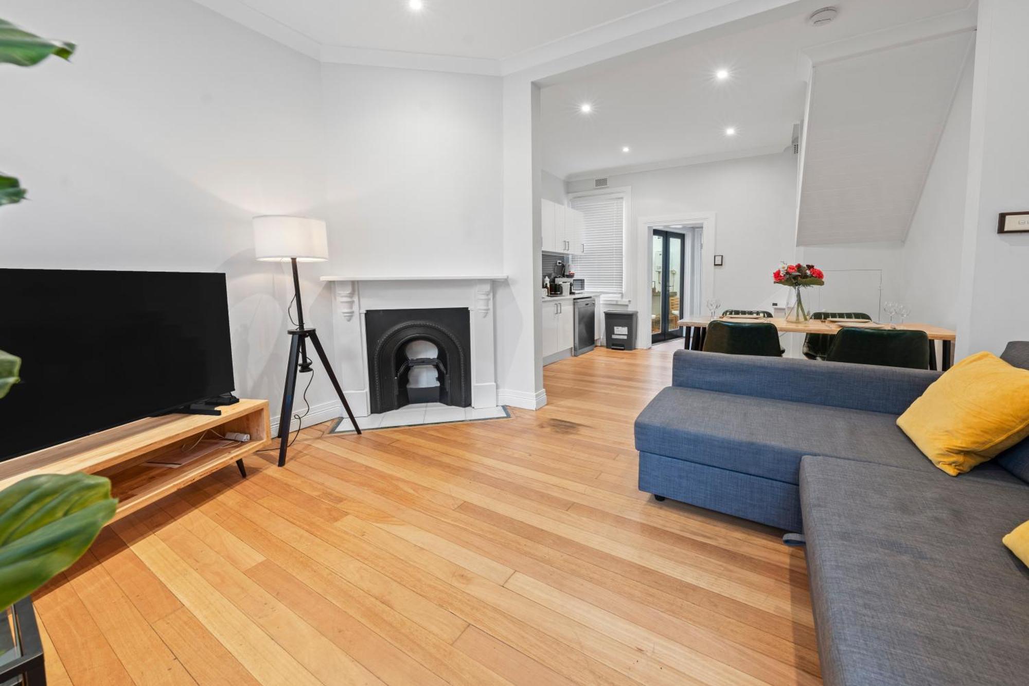 Holiday home Superb 2 Bedroom House Woolloomooloo Nsw *
